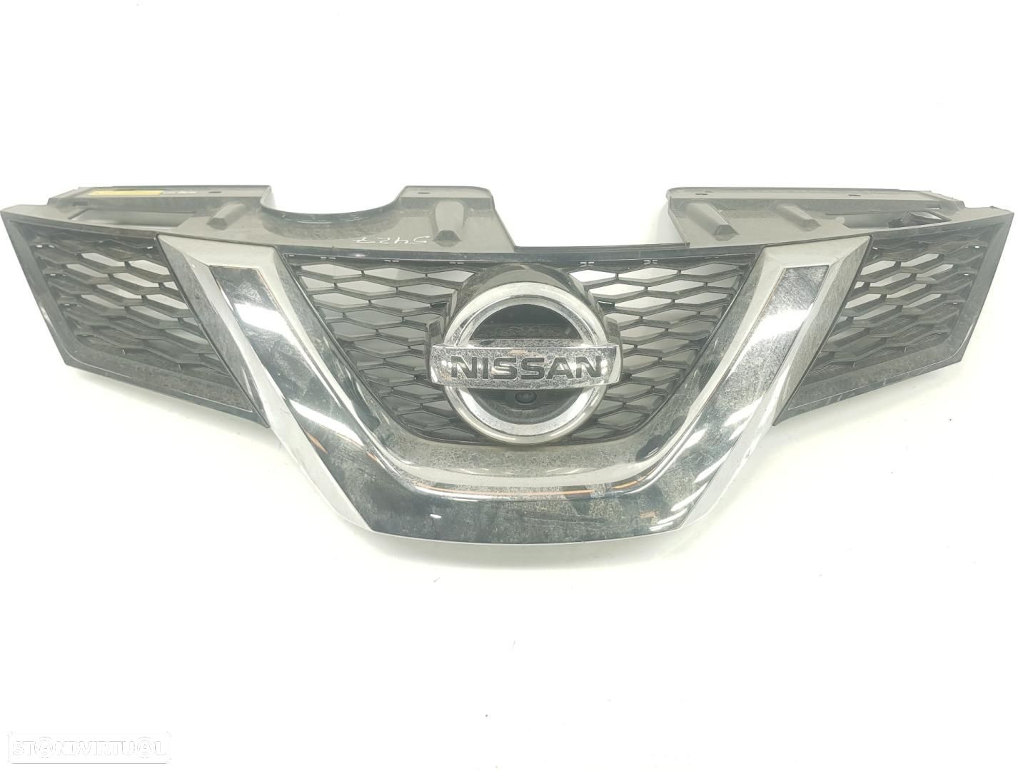 GRELHA DA FRENTE NISSAN X-TRAIL T32 - 1