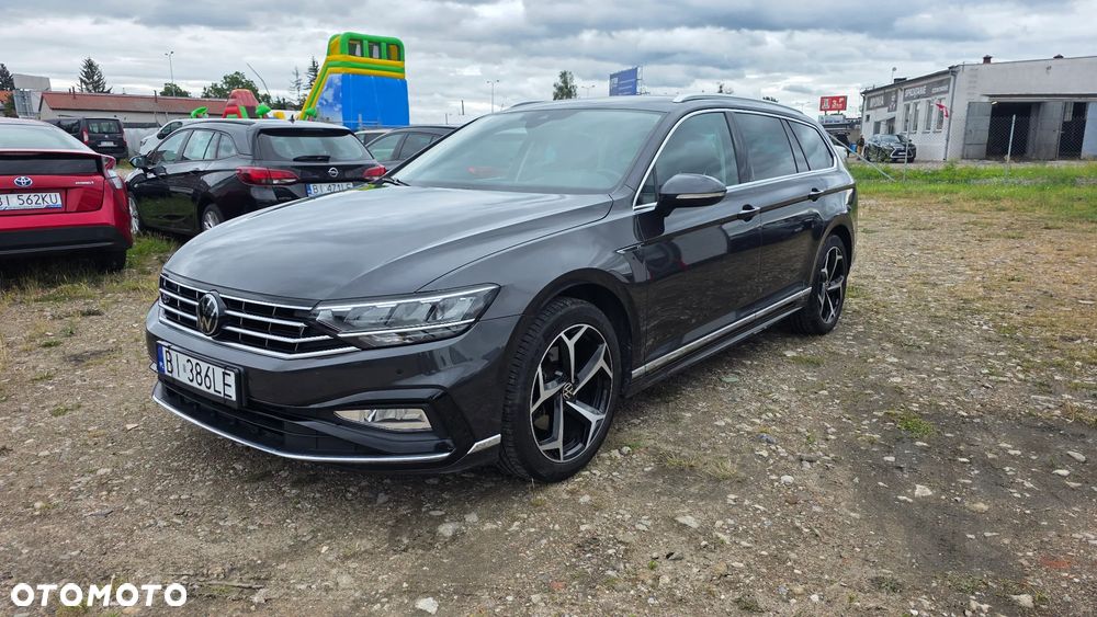Volkswagen Passat 2.0 TDI Business DSG - 1