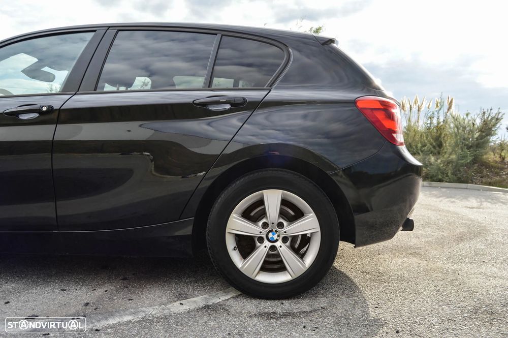 BMW 116 i Line Sport - 16