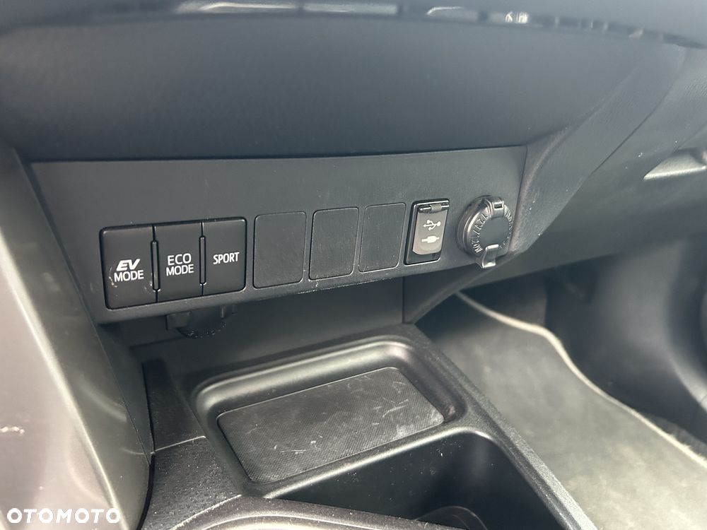 Toyota RAV4 - 15