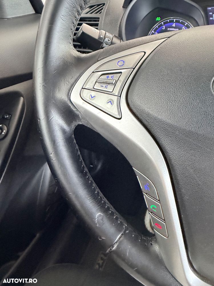 Hyundai ix20 1.4 blue Space+ - 13