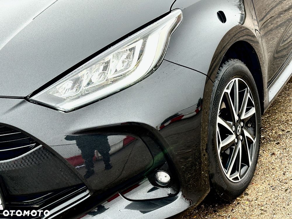 Toyota Yaris Hybrid 1.5 Comfort - 33