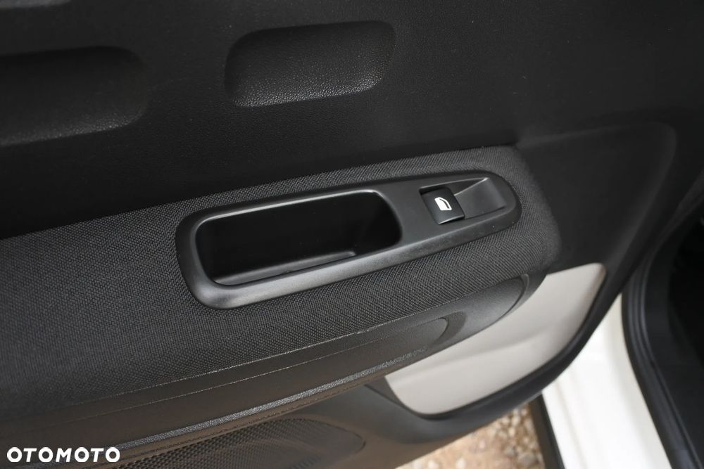 Citroën C3 Pure Tech 110 Stop&Start Exclusive - 24