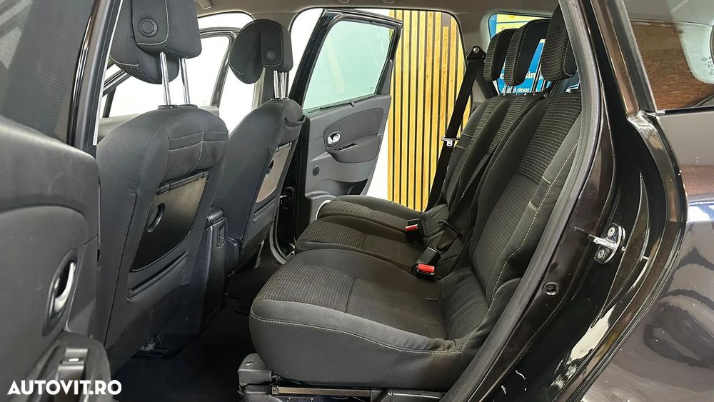 Renault Grand Scenic - 22