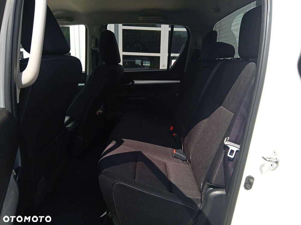 Toyota Hilux - 13
