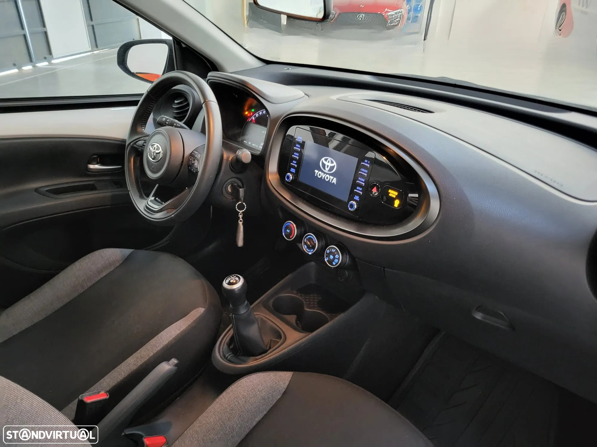 Toyota Aygo X - 5