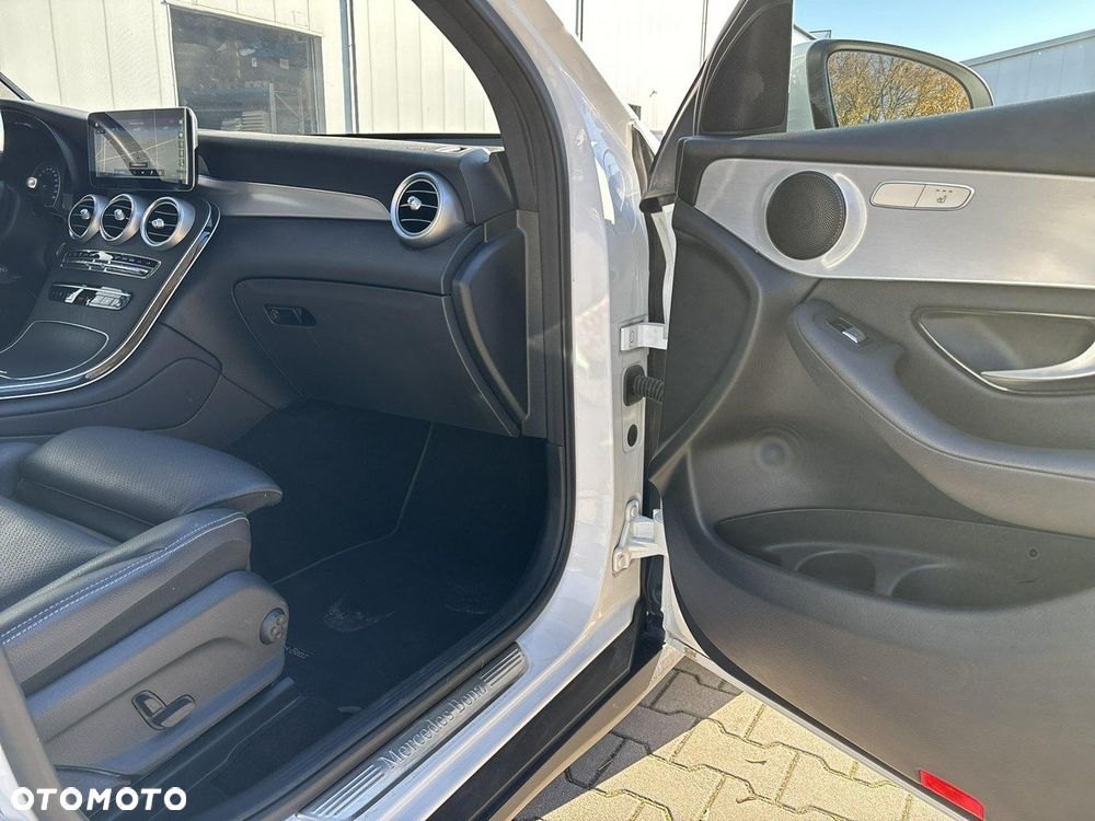 Mercedes-Benz GLC - 18