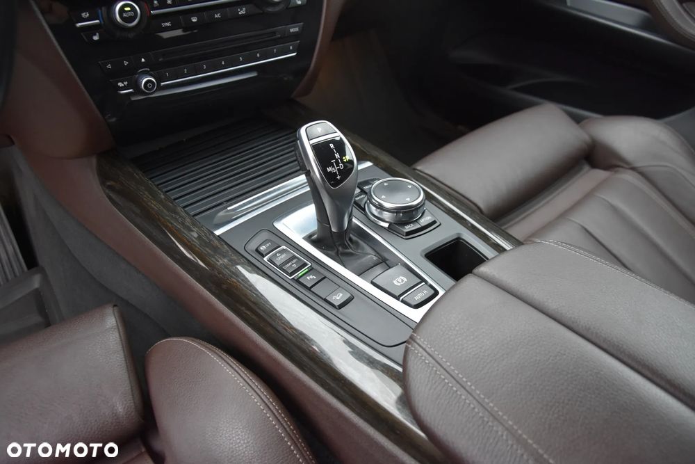 BMW X5 xDrive30d - 27