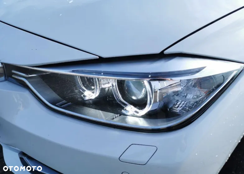 BMW Seria 3 318d Touring Sport Line - 7