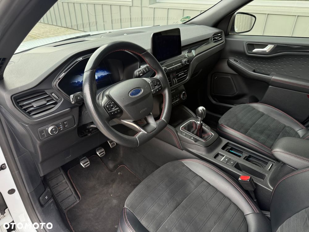 Ford Kuga 2.0 EcoBlue Hybrid ST-LINE X - 18