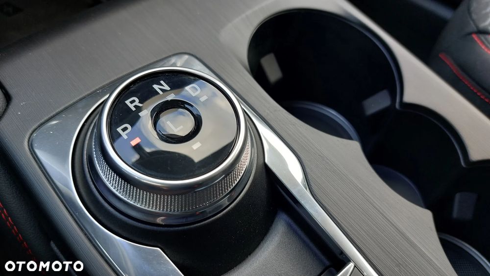 Ford Kuga 1.5 EcoBoost FWD ST-Line - 25