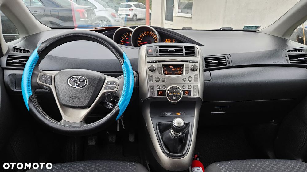 Toyota Verso 2.0 D-4D - 7