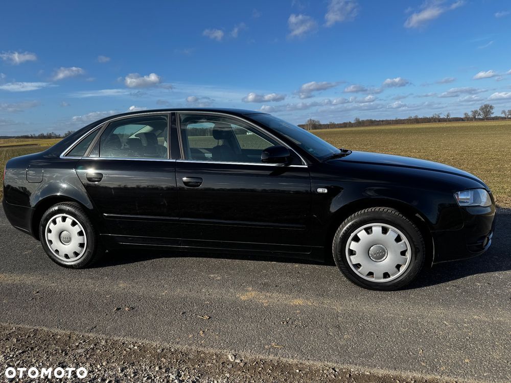 Audi A4 Limousine - 7