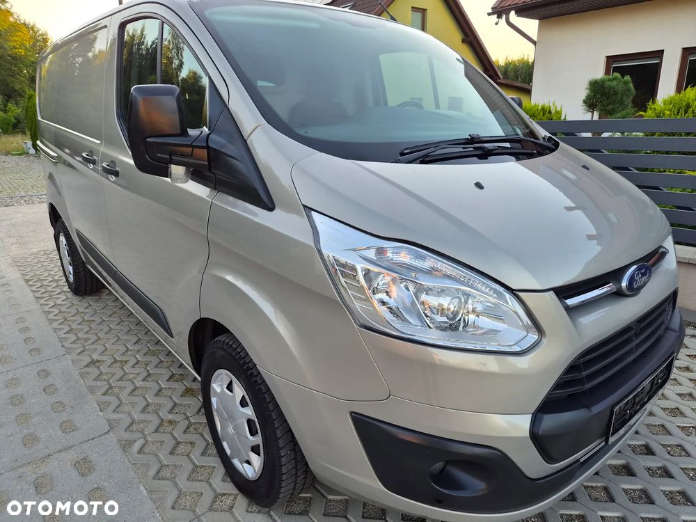 Ford TRANSIT CUSTOM - 8