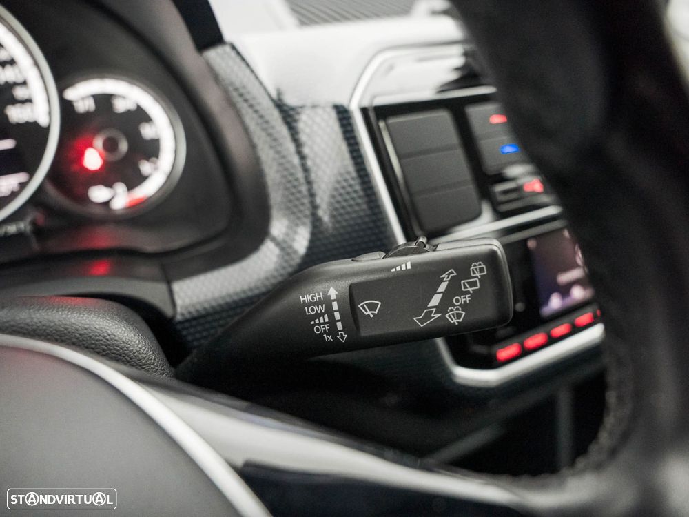 VW e-Up! Confort - 21