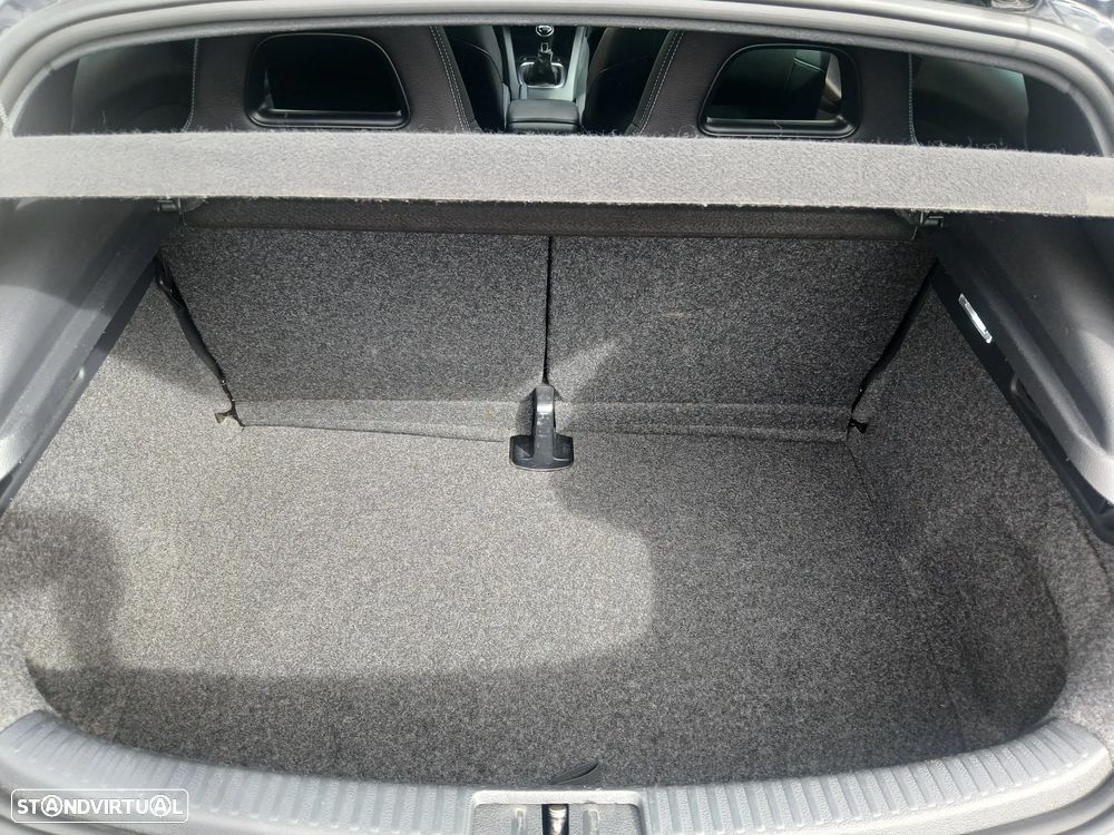VW Scirocco 2.0 TDI Sport - 42