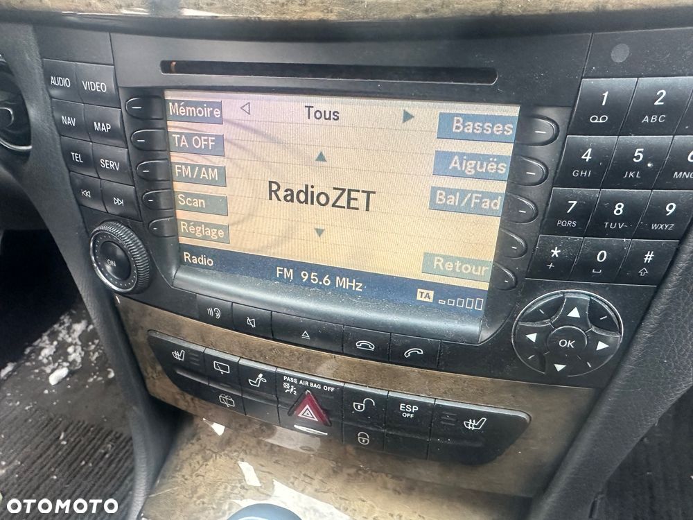 Mercedes-Benz Klasa E 320 T CDI Avantgarde - 16