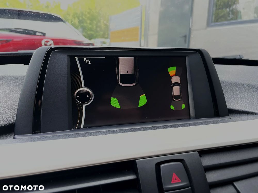 BMW 3GT 320i M Sport - 28