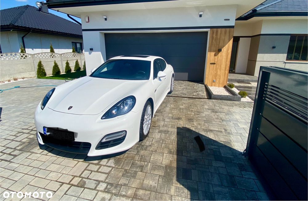Porsche Panamera Turbo - 4