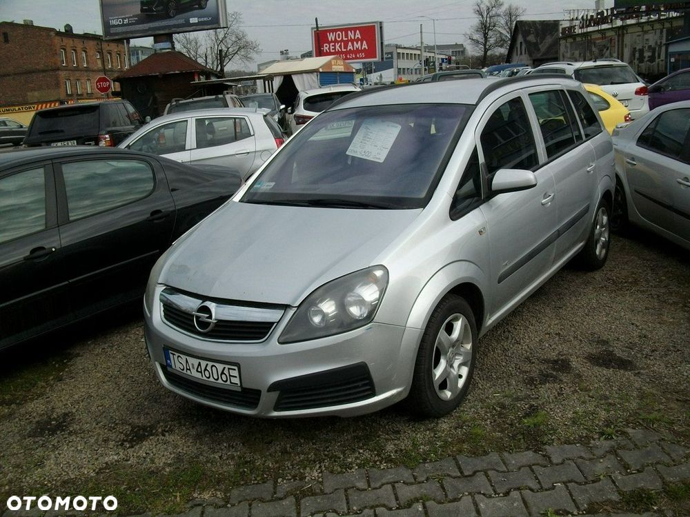 Opel Zafira - 1