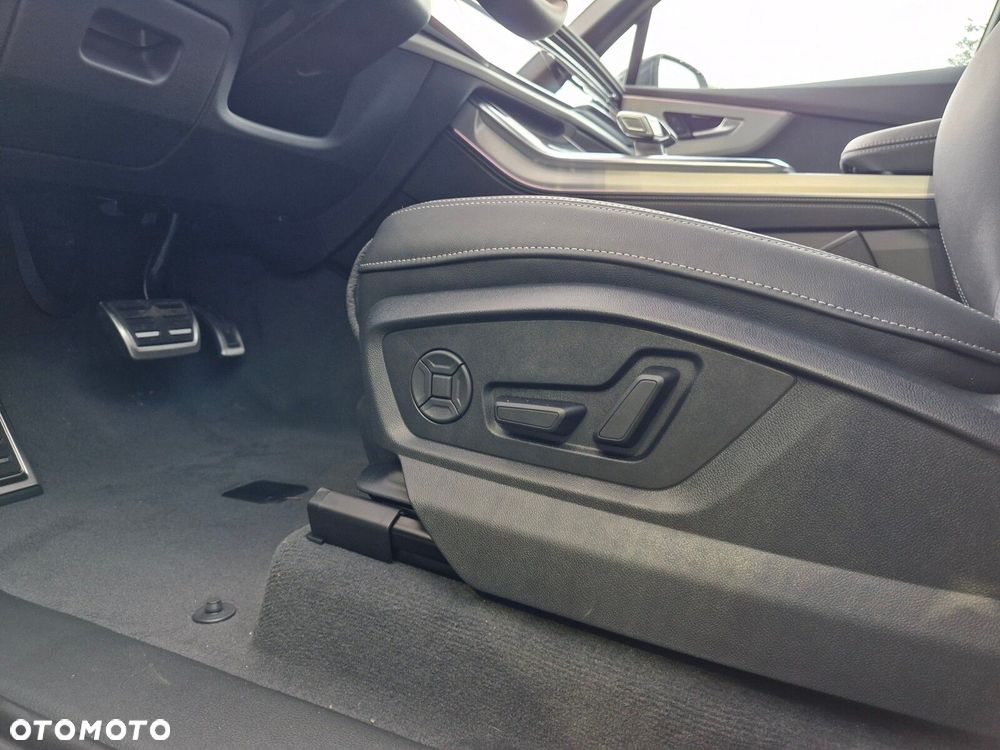 Audi Q7 - 19