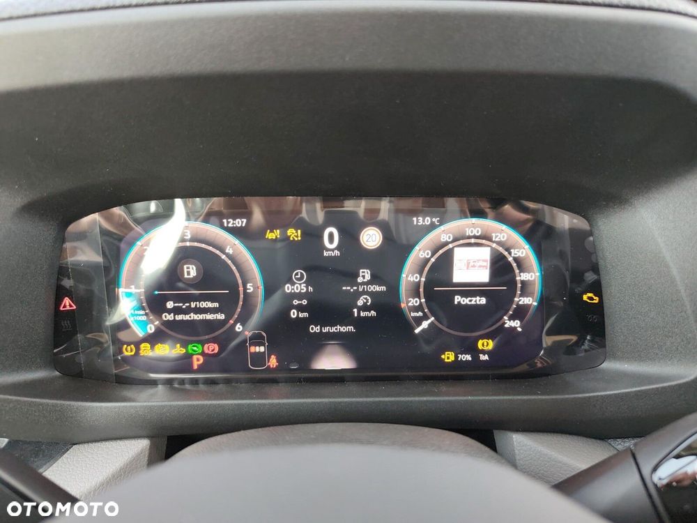 Volkswagen Crafter 35 furgon 177km Automat 3640 - 16