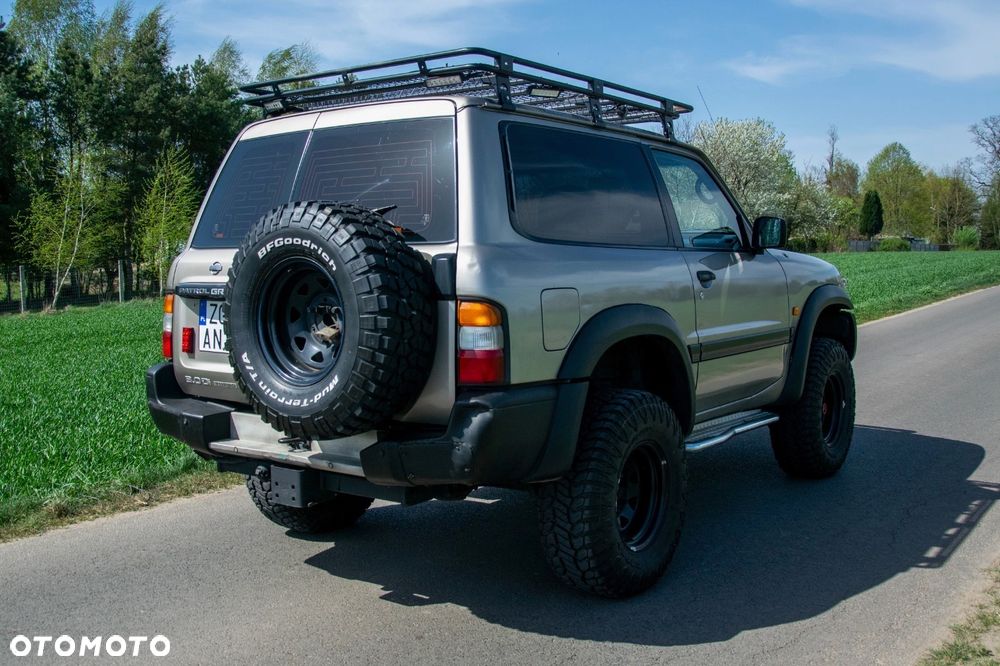 Nissan Patrol 2001 photo 4