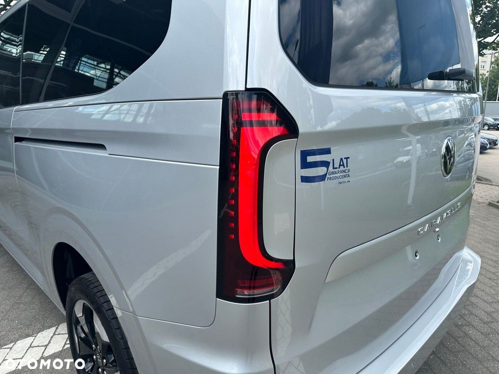 Volkswagen Nowa Caravelle Caravelle Style silnik: 2,0 l TDI 170 KM / skrzynia biegów: 8-biegowa automatyczna rozstaw osi: 3500 mm - 33