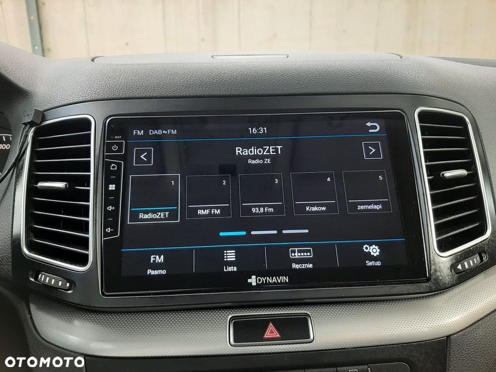 Volkswagen Sharan 2.0 TDI DSG BlueMotion Technology Trendline - 30