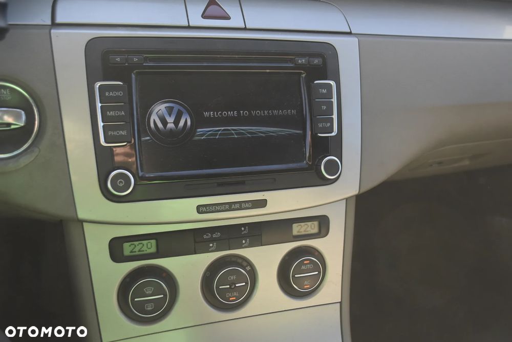 Volkswagen Passat 1.4 TSI BlueMotion Technology Business Edition - 10