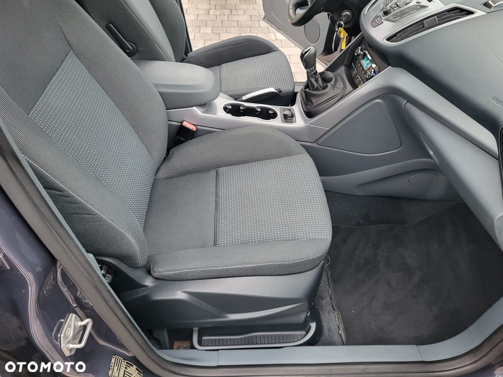 Ford C-MAX 1.6 Titanium - 17