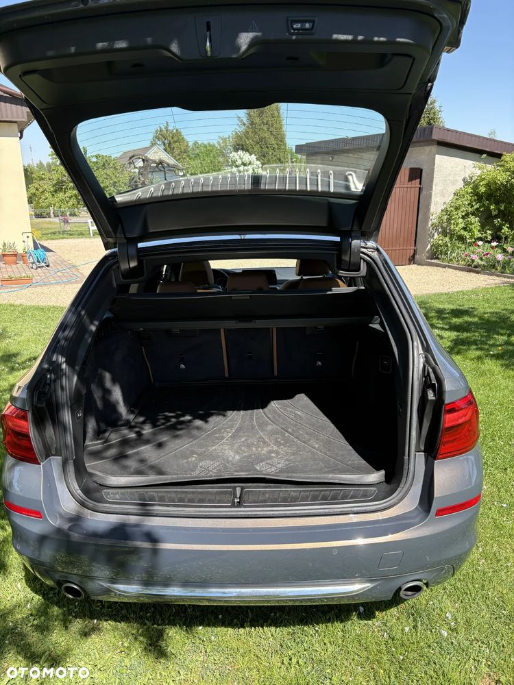 BMW Seria 5 530i xDrive Luxury Line - 15