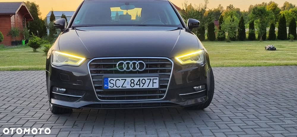 Audi A3 Sportback 2.0 TDI Attraction S tronic - 2