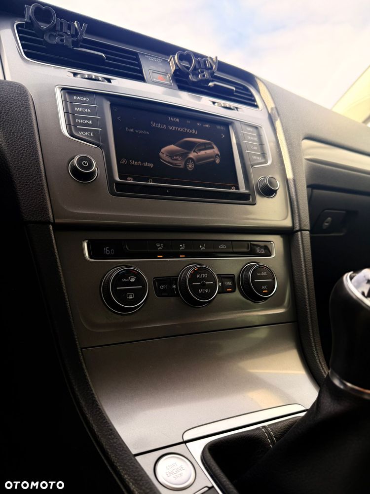 Volkswagen Golf 1.2 TSI BMT Comfortline - 13