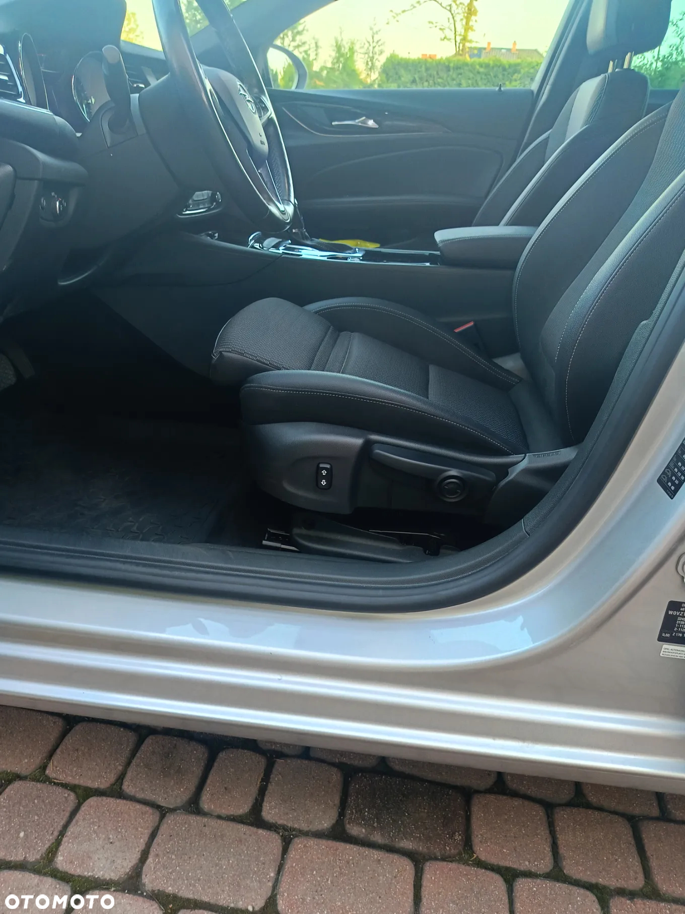Opel Insignia - 8