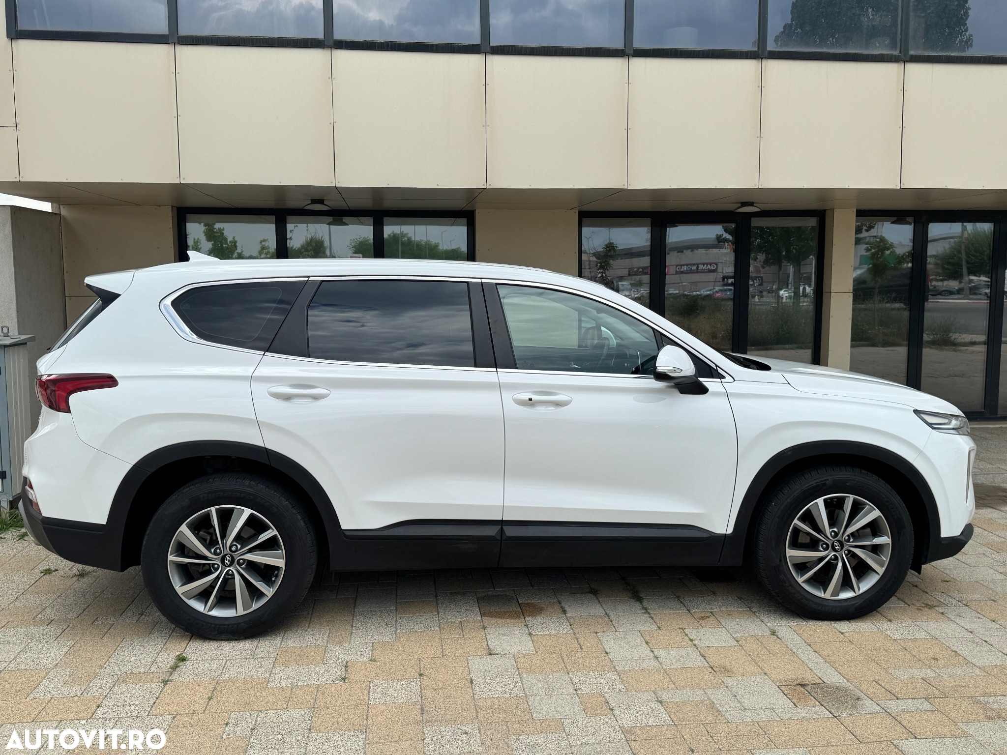 Hyundai Santa Fe - 4