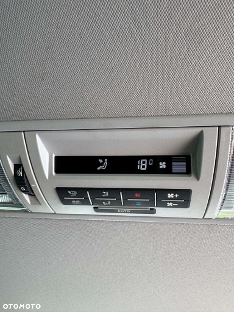 Volkswagen Multivan 2.0 BiTDI L1 Comfortline 4Motion DSG - 23