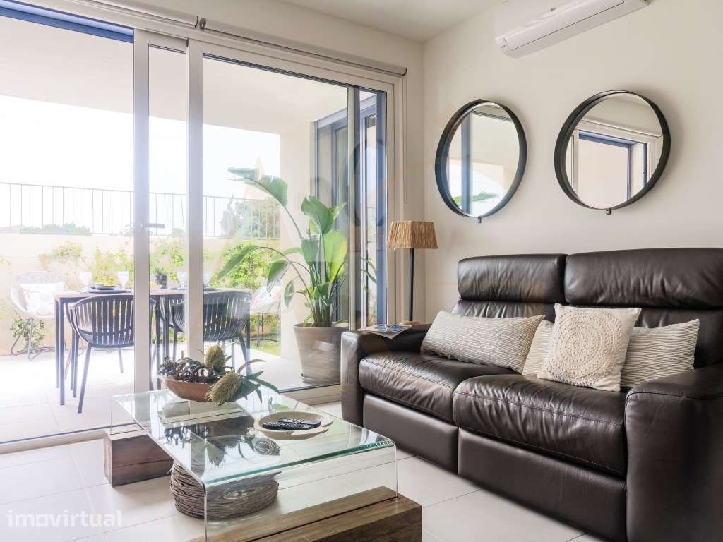 Apartamento T2 com Varanda com acesso a Piscina e garagem - Grande imagem: 5/28