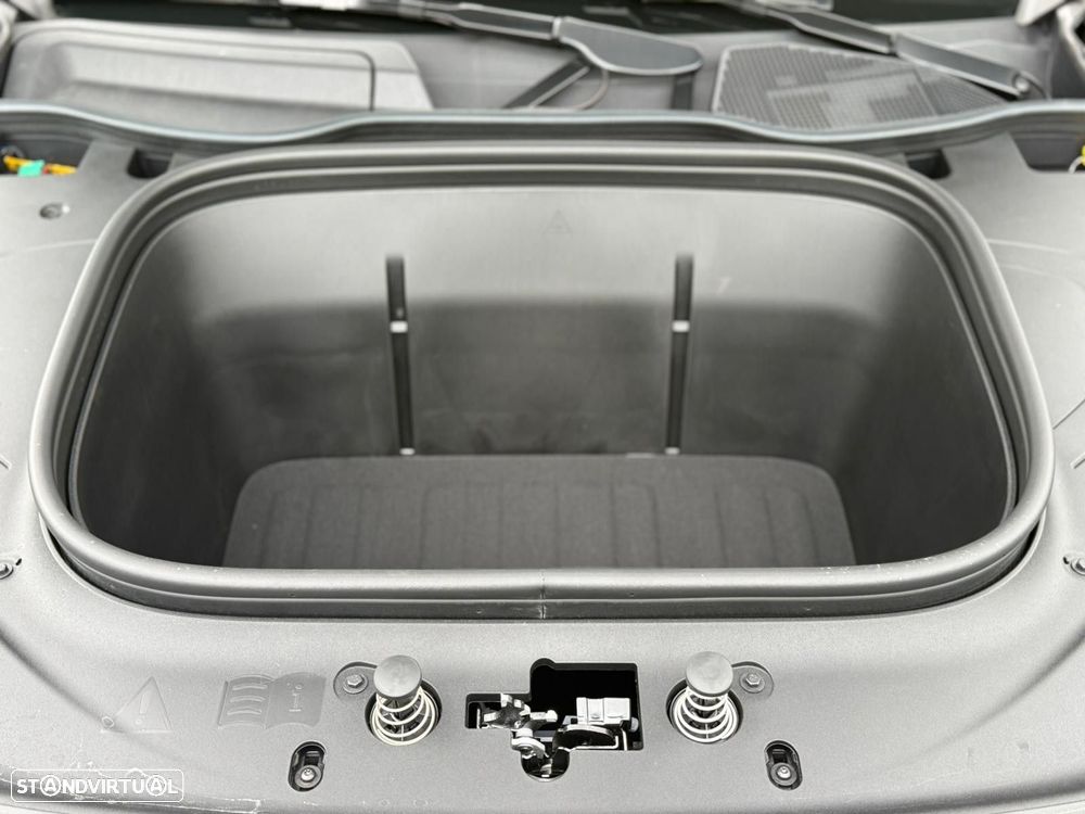 Mercedes-Benz GLB 250+ EQ - 19