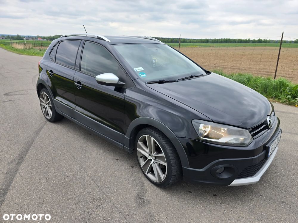 Volkswagen Polo 1.6 TDI DSG Cross - 8