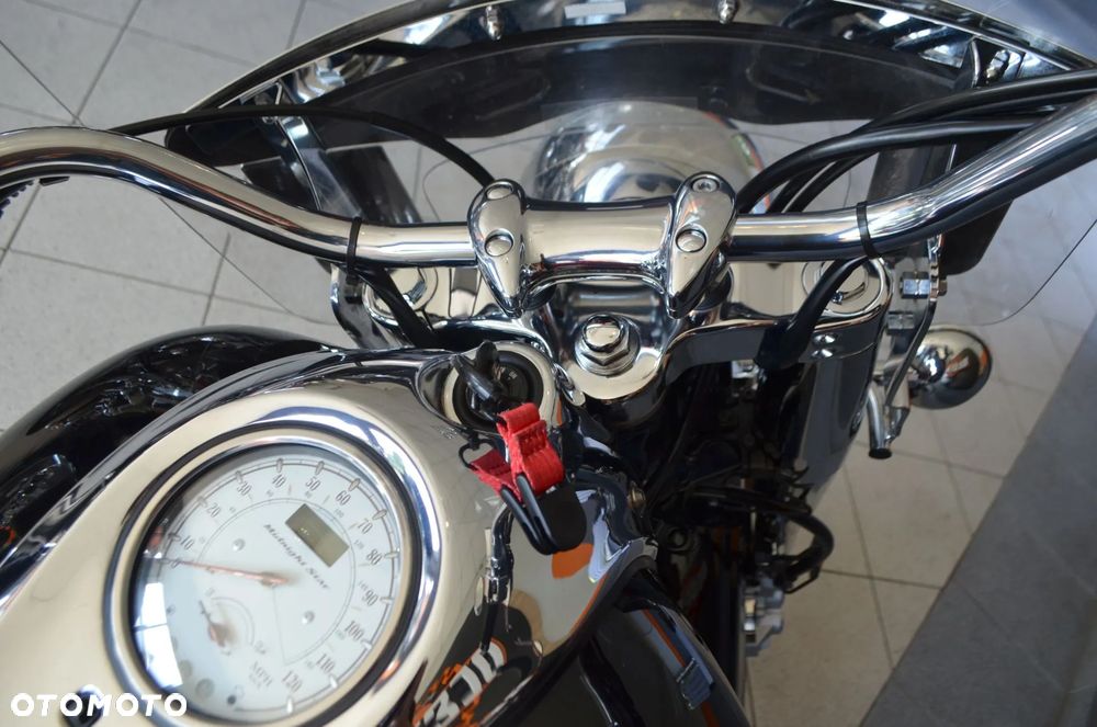 Yamaha Road Star - 36