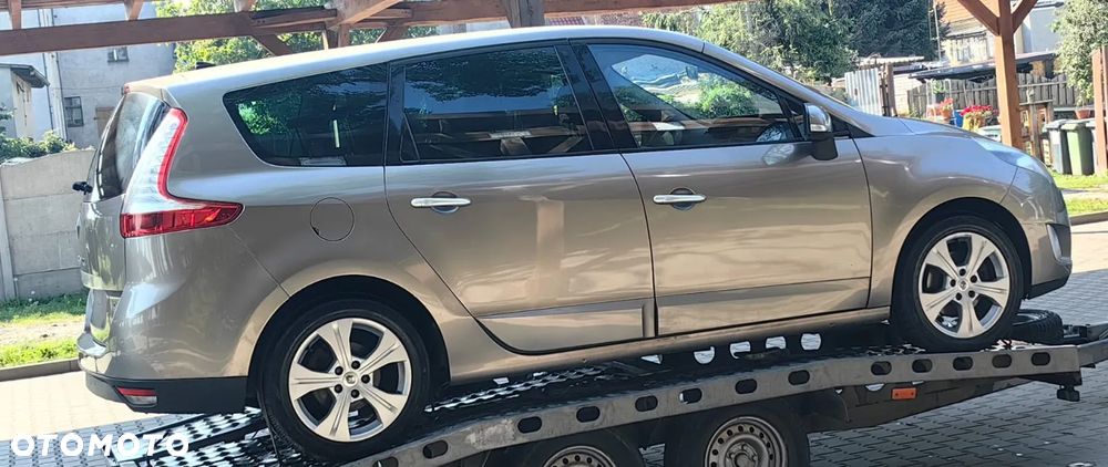 Renault Scenic - 3
