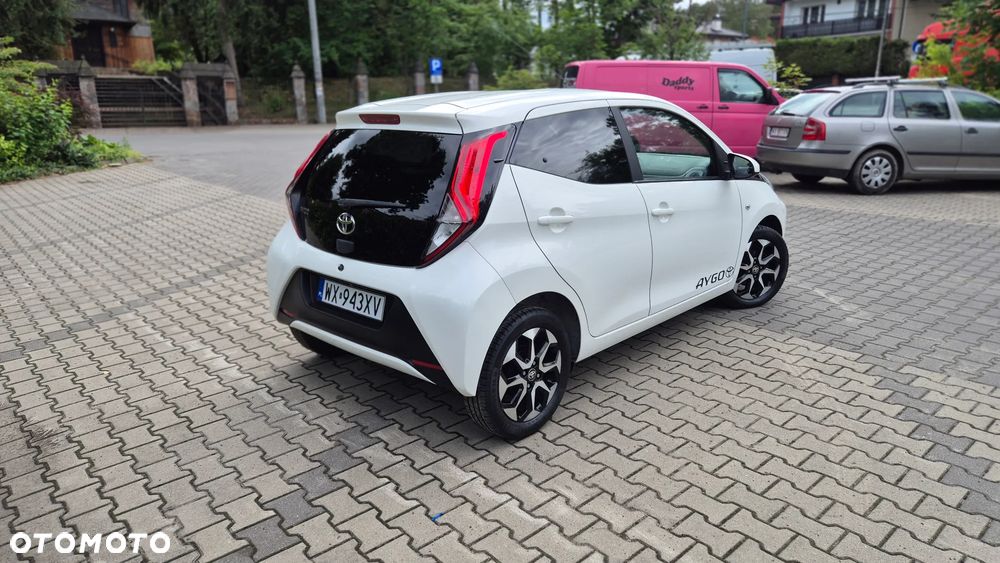 Toyota Aygo x-clusiv - 6