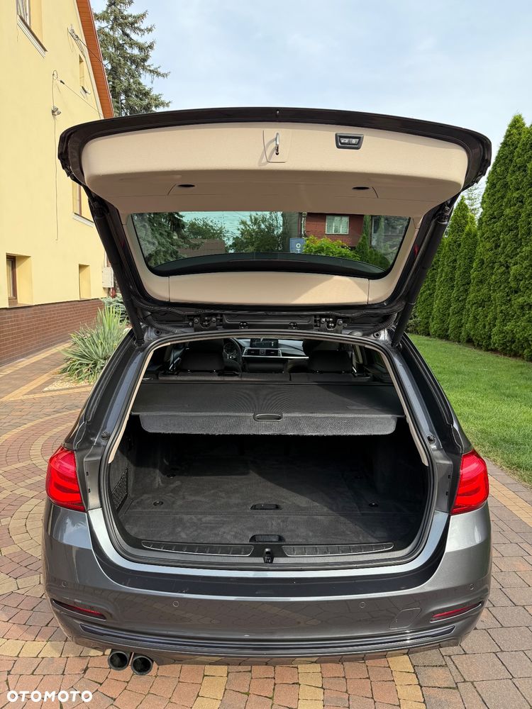 BMW Seria 3 320d Efficient Dynamics Advantage sport - 24