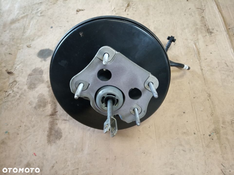 Serwo pompa hamulca Renault Scenic IV 472105487r - 2