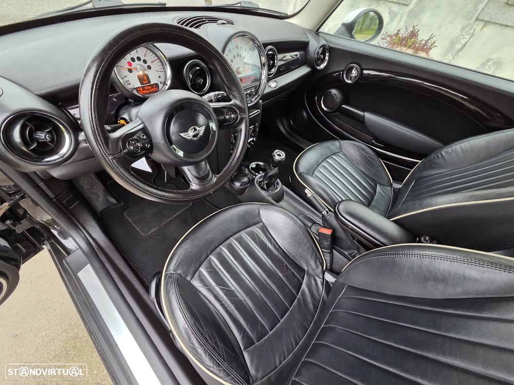 MINI 3 Portas - 11