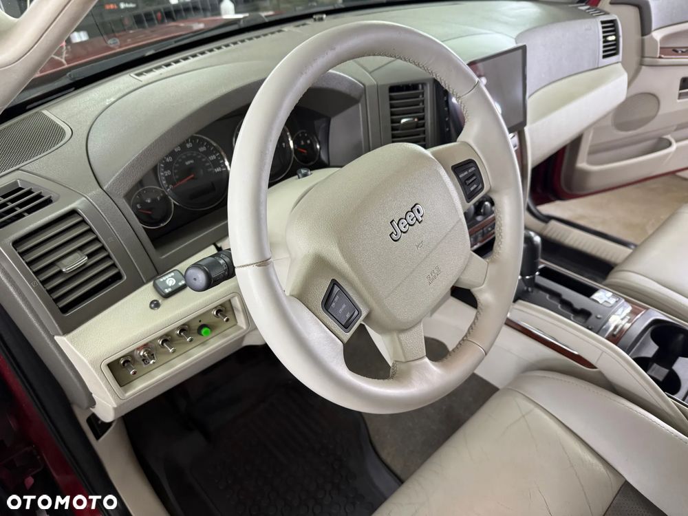 Jeep Grand Cherokee 5.7 V8 Limited - 11