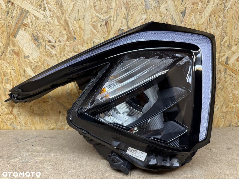LAMPA PRAWA KIA SPORTAGE V 2022- FULL LED 92102-R2000 - 1