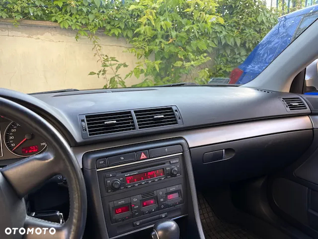 Audi A4 1.8T Multitronic - 10
