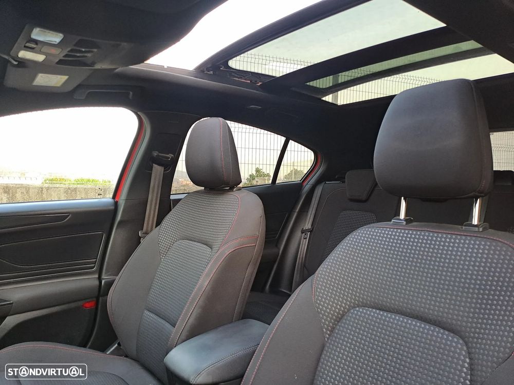 Ford Focus 1.5 EcoBlue S&S ST-LINE X - 9